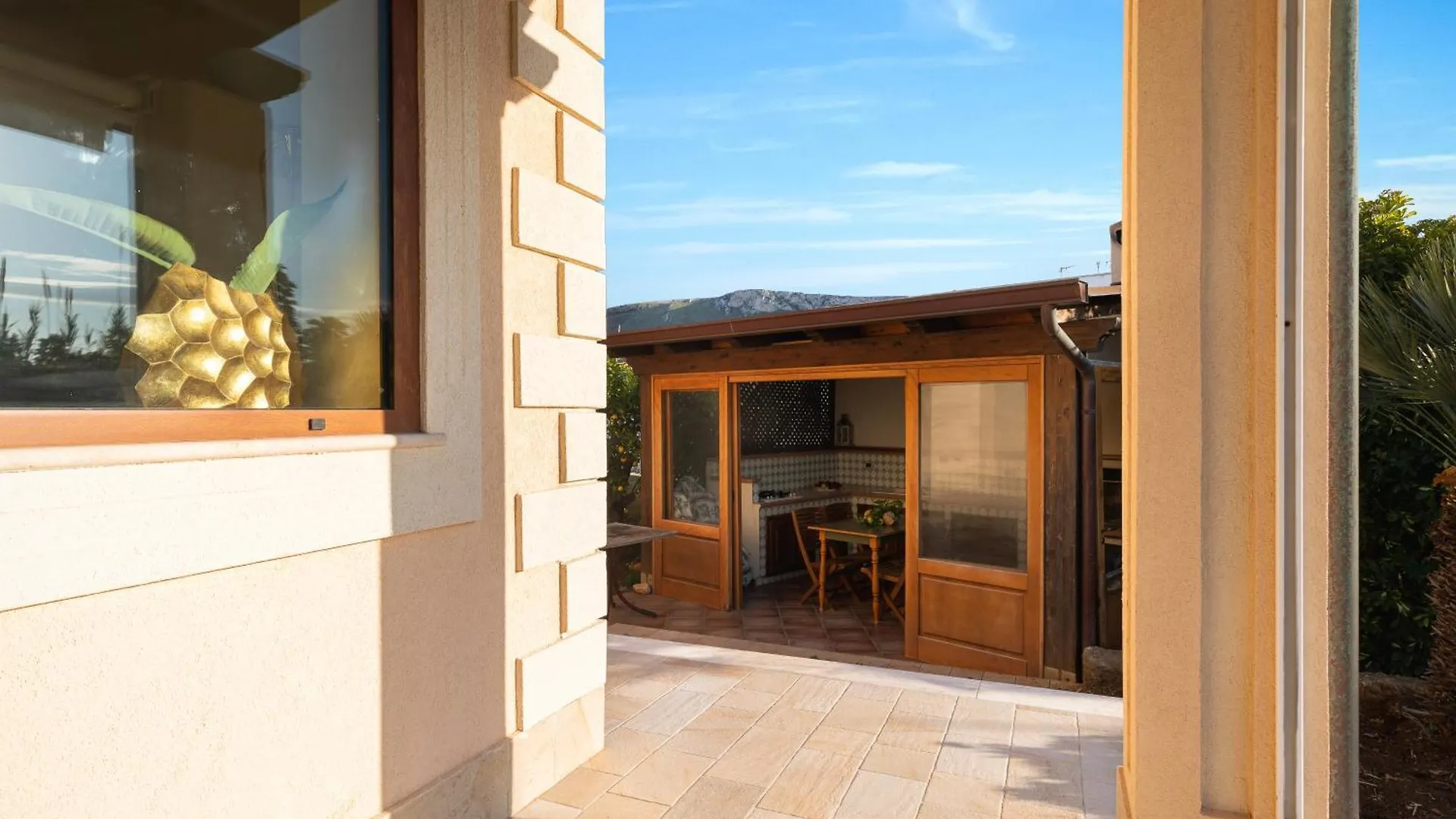 Panoramica Villa Con Piscina Sul Mare Cinisi