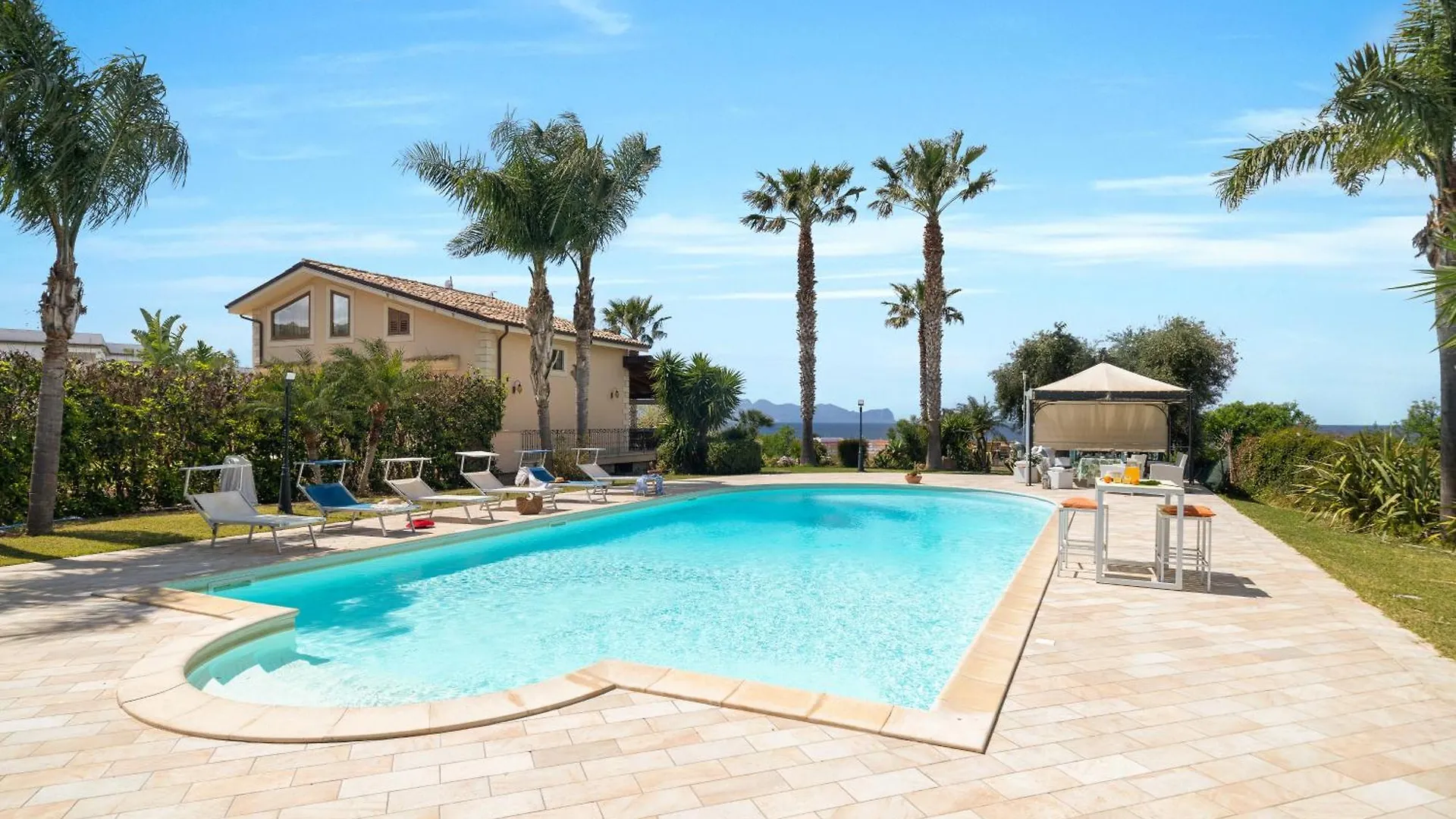 Panoramica Villa Con Piscina Sul Mare Cinisi