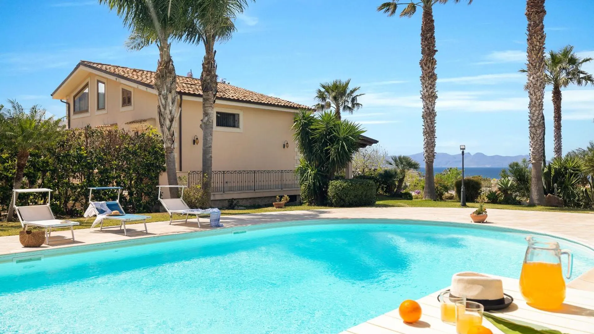 Panoramica Villa Con Piscina Sul Mare Cinisi Italy