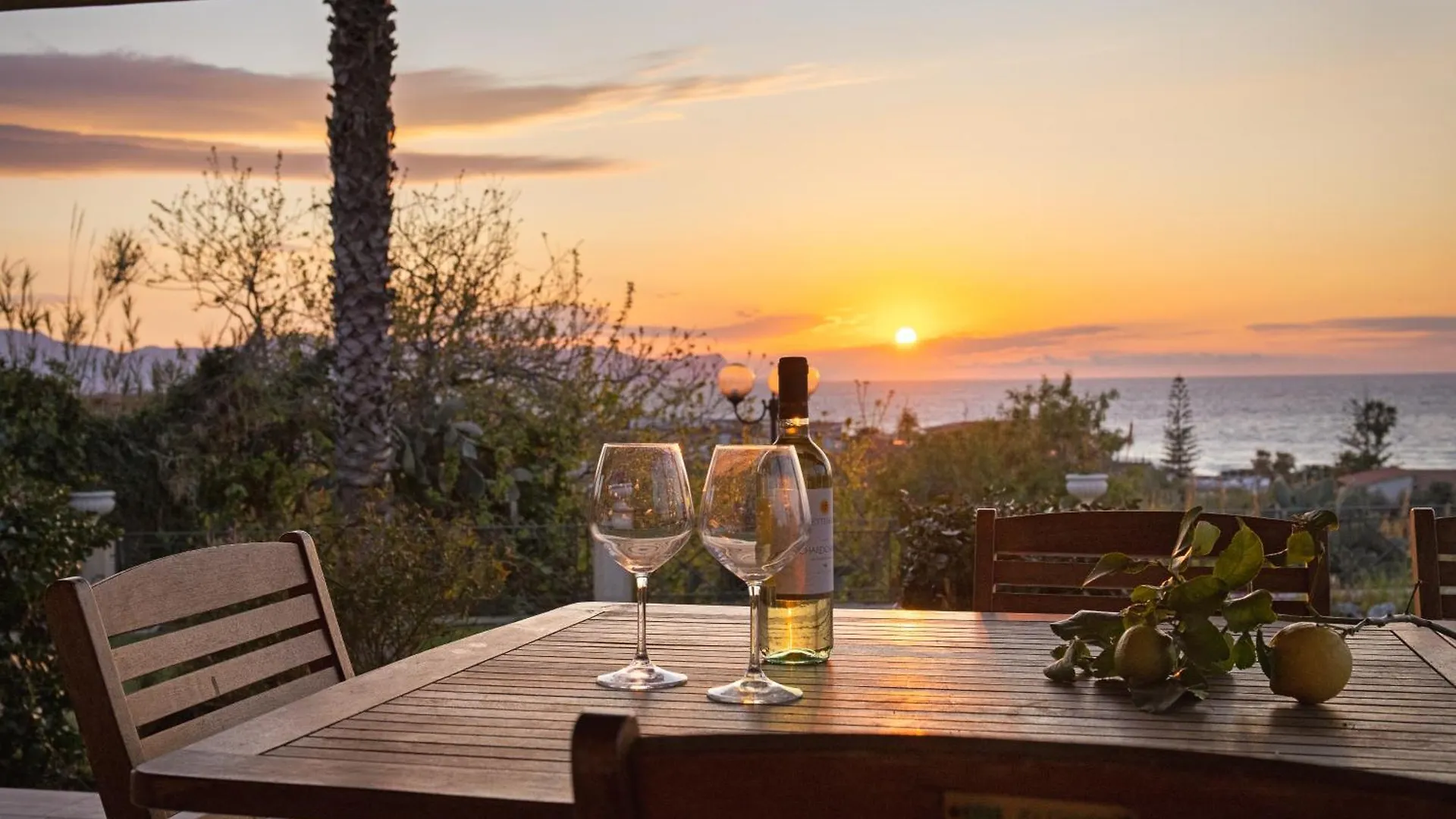 Panoramica Villa Con Piscina Sul Mare Cinisi